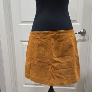 Women's Tan Skirt